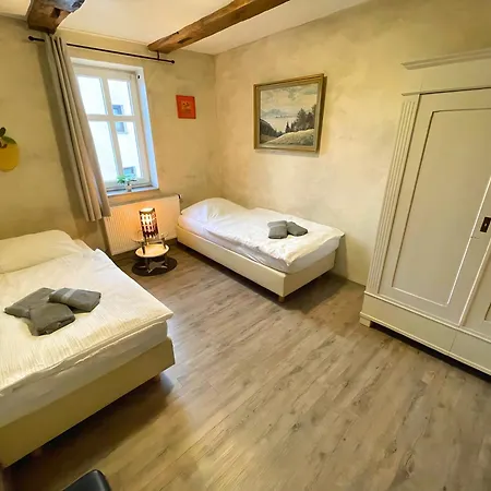 Monteurwohnungen - Am Schloss Apartment Teistungen