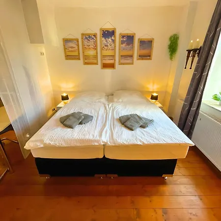 Monteurwohnungen - Am Schloss Apartment